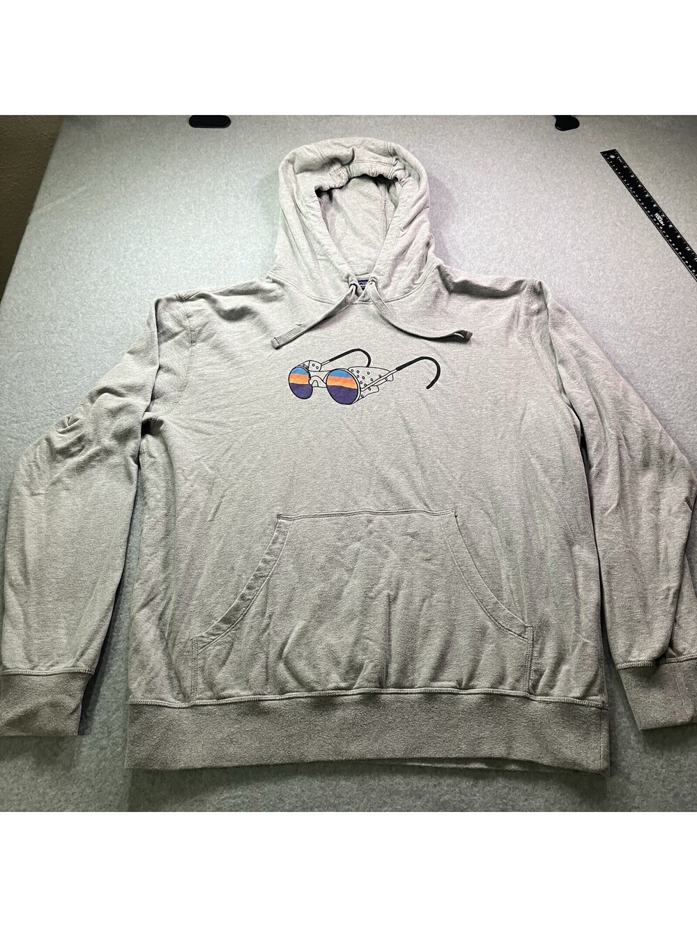 Patagonia Pullover Hoodie Large Colored Glasses Design_ Very Nice - Unique